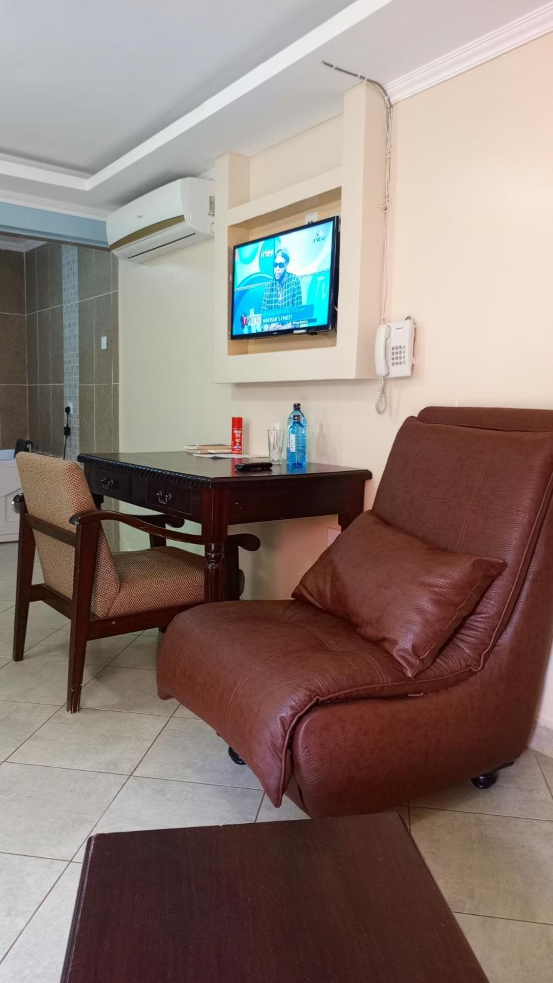 Savannah Paradise Hotel Makindu Exterior foto