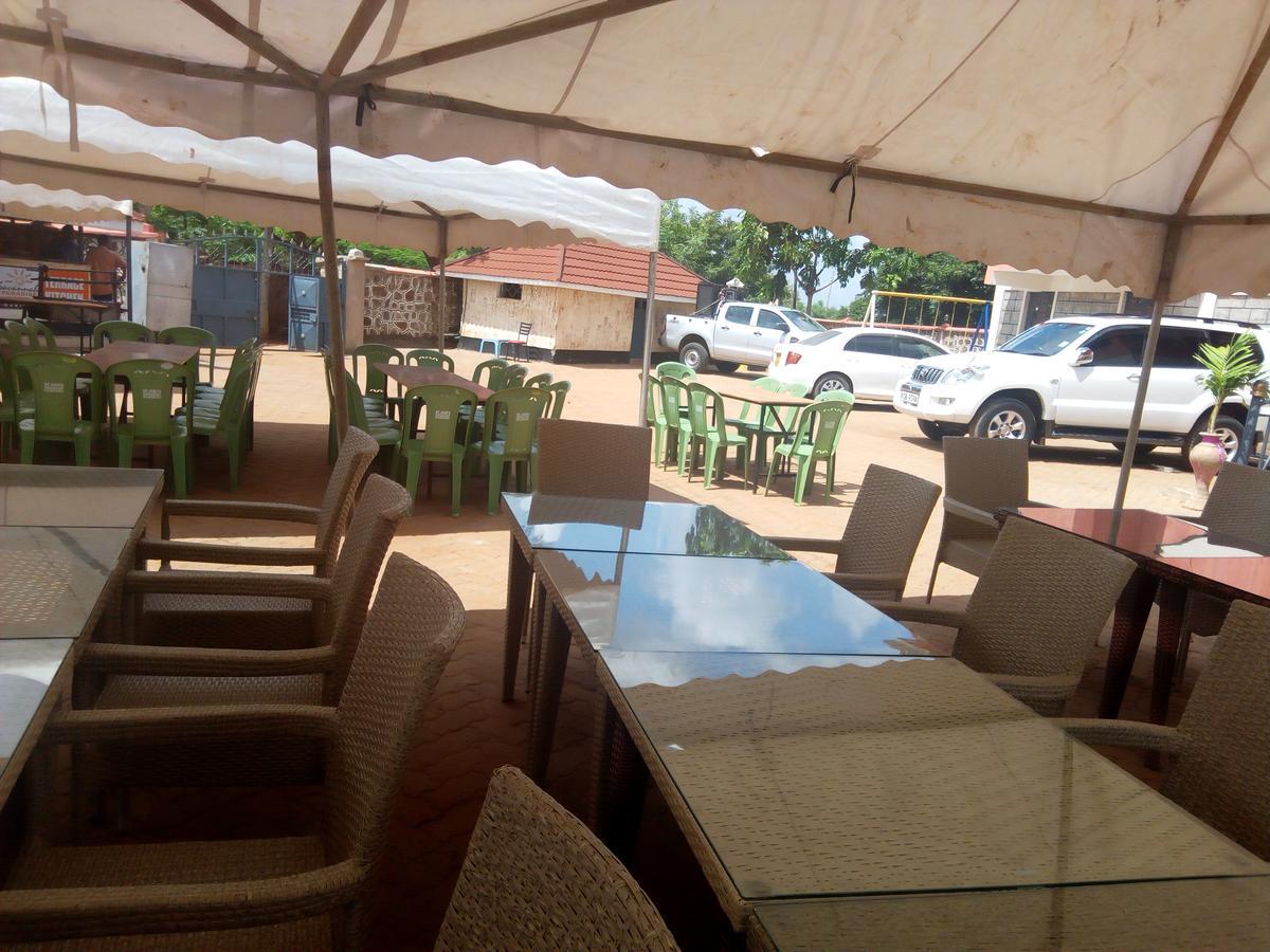 Savannah Paradise Hotel Makindu Exterior foto